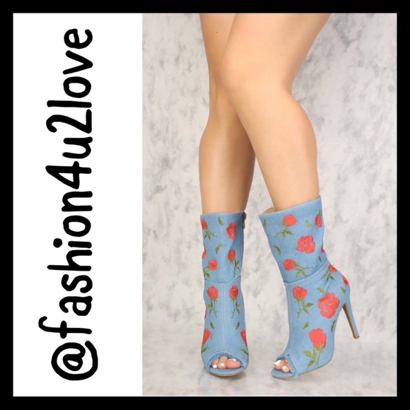 ❤️Size 6.5 Floral Embroidered Mid Calf Booties - Picture 2 of 6